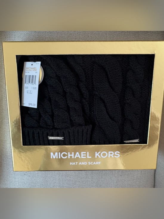 Michael Kors Accessories - Michael Kors Black Cable Knit Hat & Scarf Set